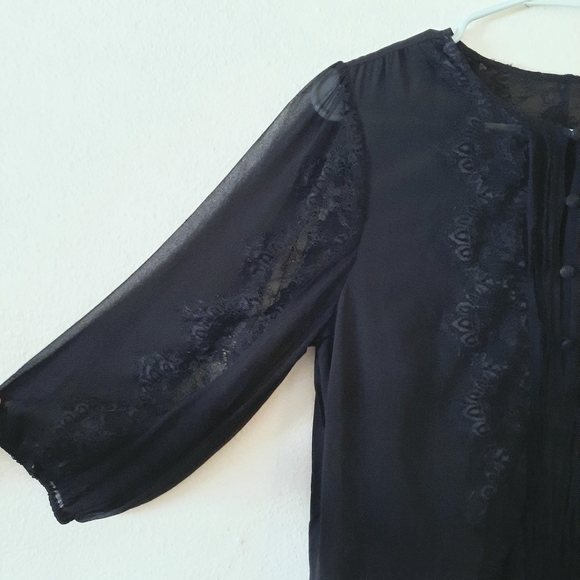 Alice + Olivia Silk Lace Top - Picture 3 of 4